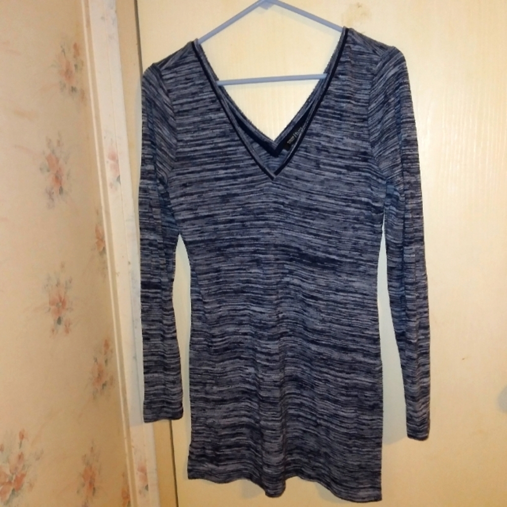 White House Black Market Deep V Neck Long Tunic
